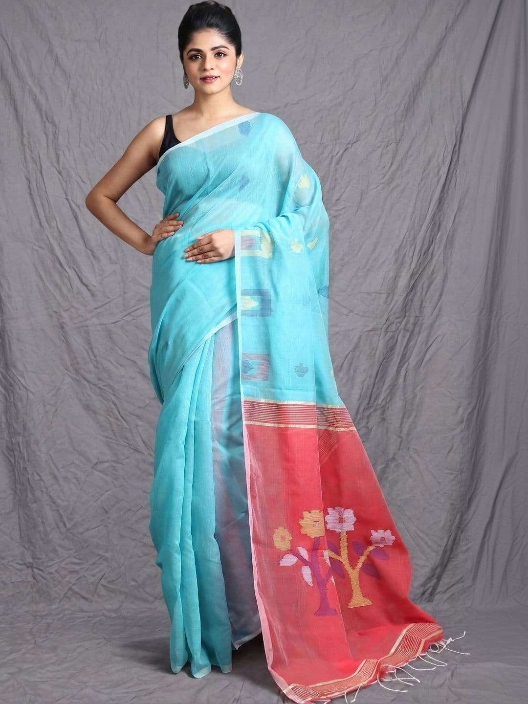 Charukriti Floral Handloom Saree - view 1