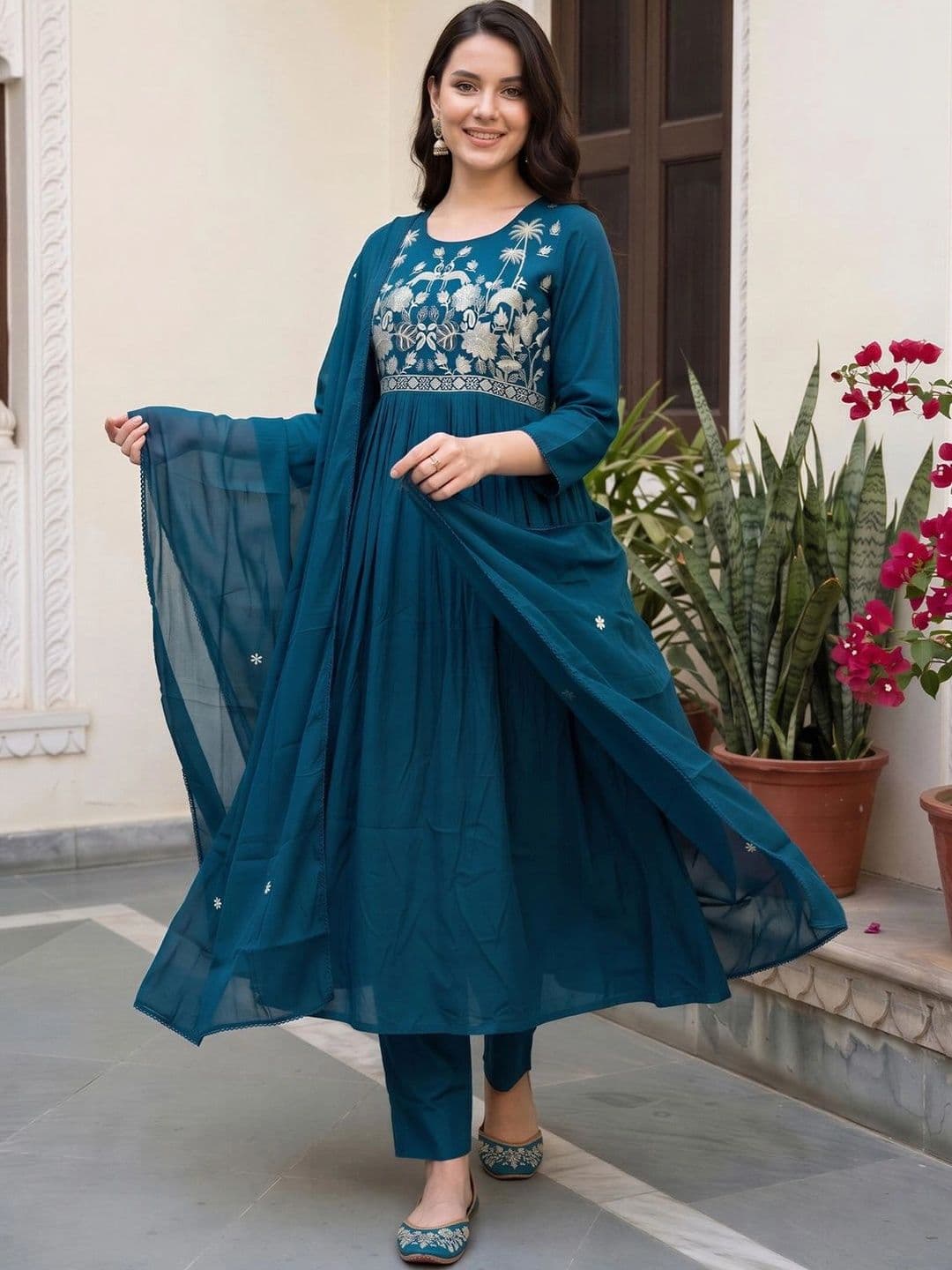 Indo Era Women Ethnic Motifs Embroidered Empire Thread Work Pure Cotton Kurta with Trousers & With Dupatta - view 1