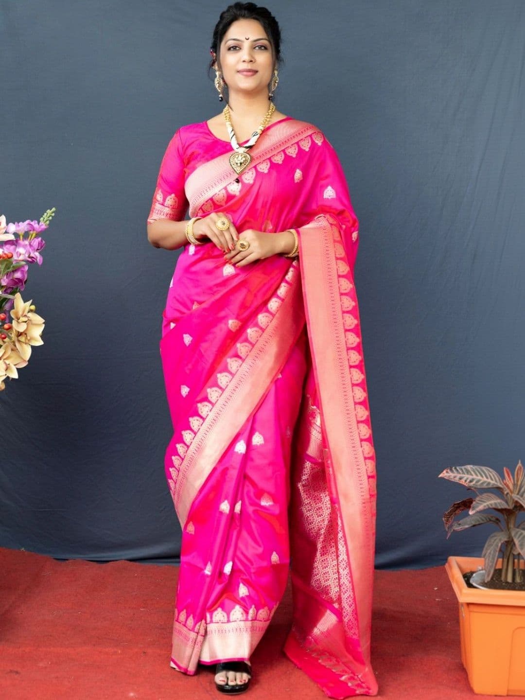 Dhaaga Ghar Woven Design Zari Art Silk Banarasi Saree - view 1