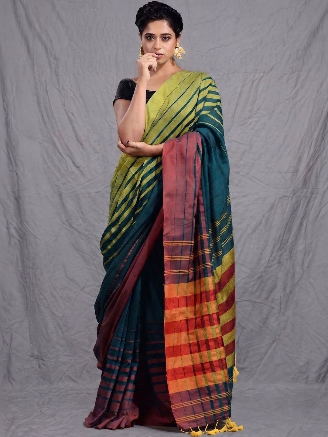 Arhi Ethnic Motifs Pure Cotton Handloom Saree - view 1