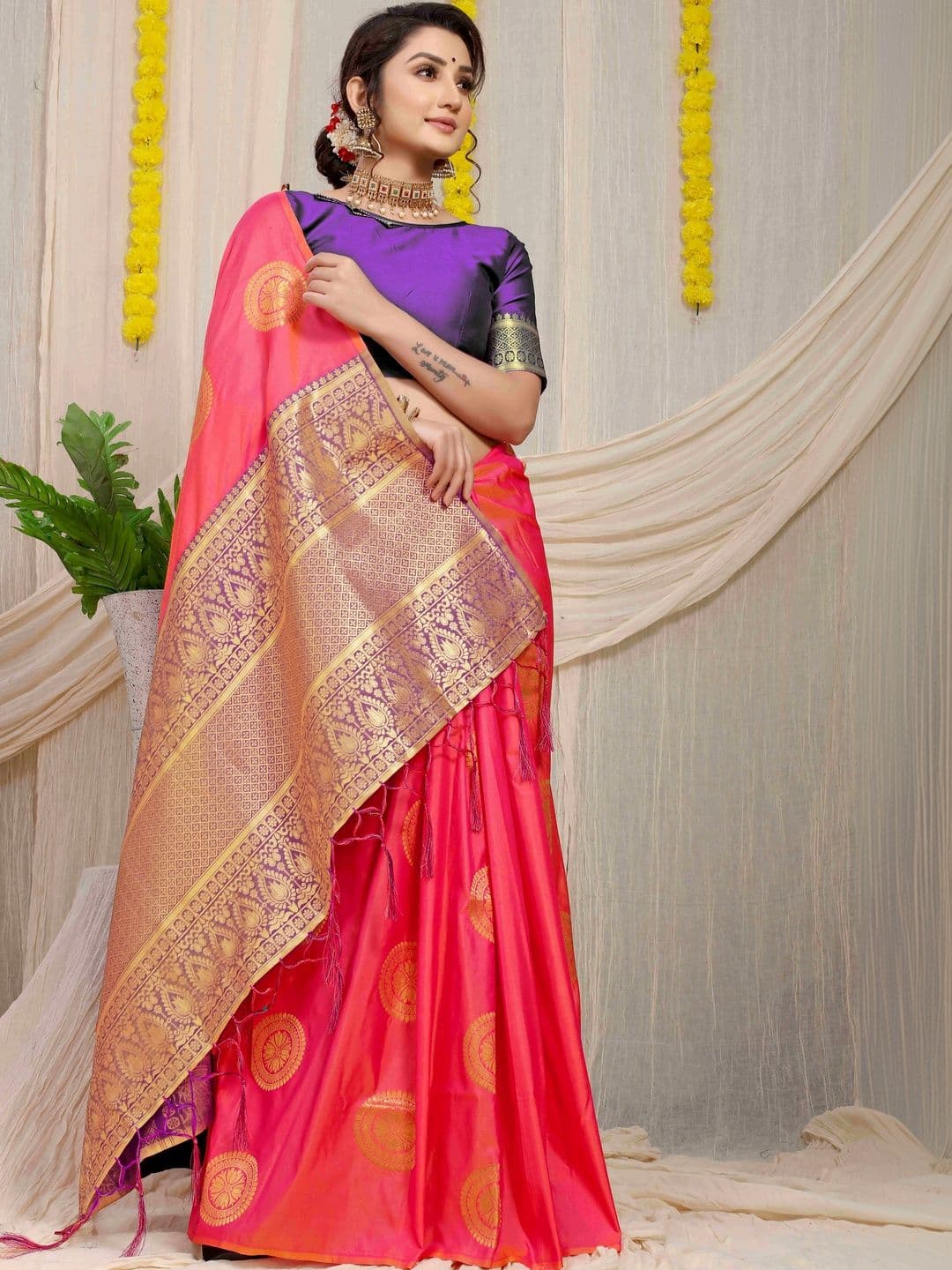 Dhaaga Ghar Woven Design Zari Art Silk Banarasi Saree - view 1