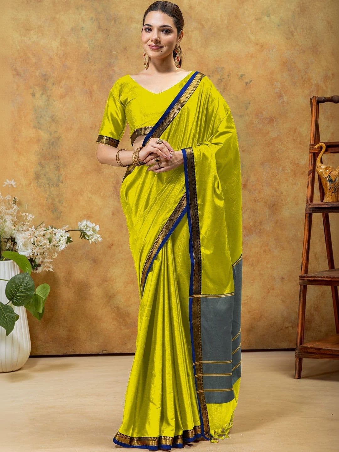 UMANTA Zari Designer Gadwal Saree - view 1