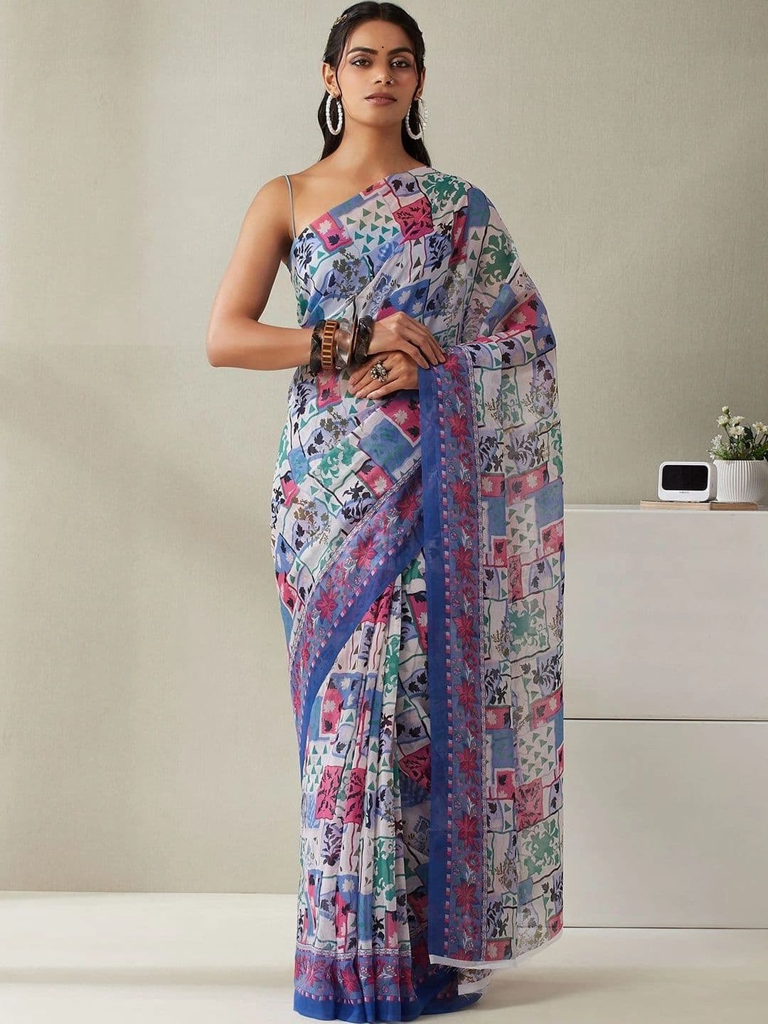 Garden Vareli Floral Poly Georgette Venkatgiri Saree - view 1