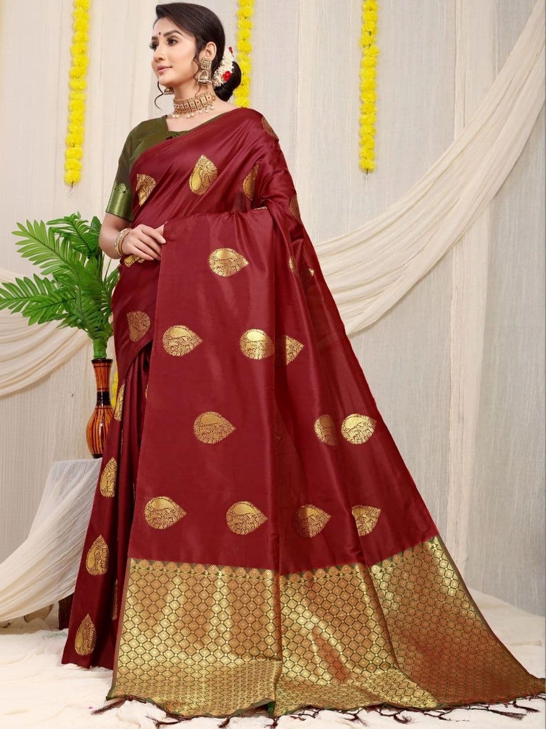 Dhaaga Ghar Woven Design Zari Art Silk Banarasi Saree - view 1