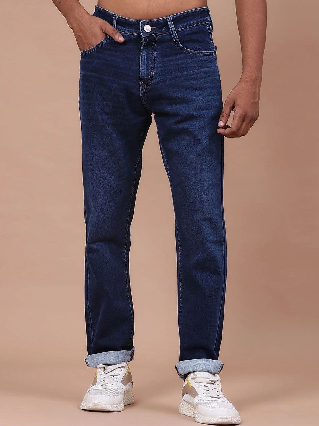 V-Mart Men Solid Regular Fit Mid-Rise Jeans - view 1