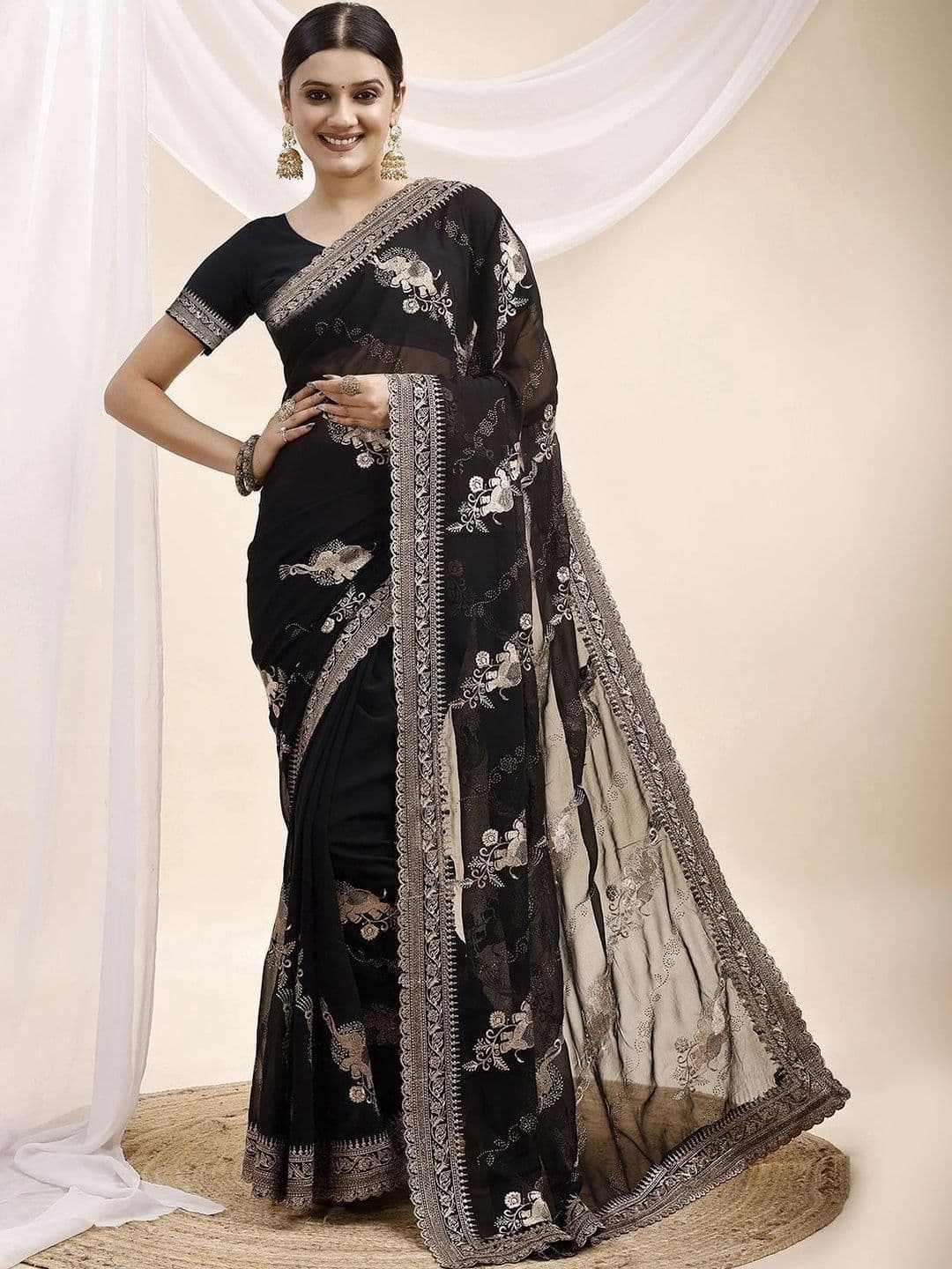 Leelavati Ethnic Motifs Embroidered Pure Georgette Saree - view 1