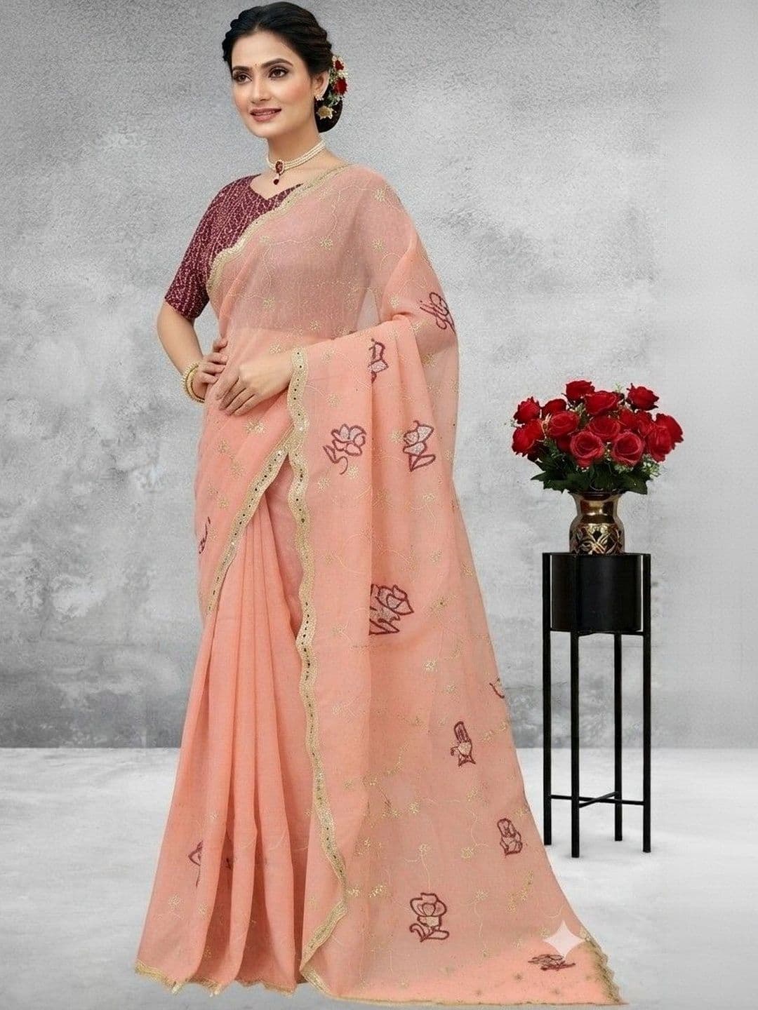 tathastufab Floral Embroidered Poly Georgette Saree - view 1