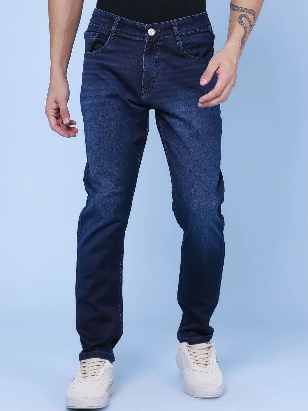 V-Mart Men Solid Regular Fit Mid-Rise Jeans - view 1