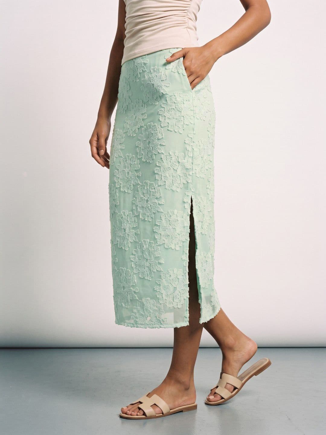 Phosphorus Women Floral Self-Design Slits Midi Straight Skirt - view 1