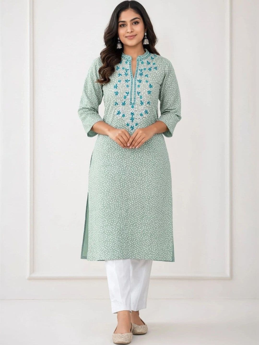 Sangria Women Polka Dot Printed Thread Work Kurta - view 1