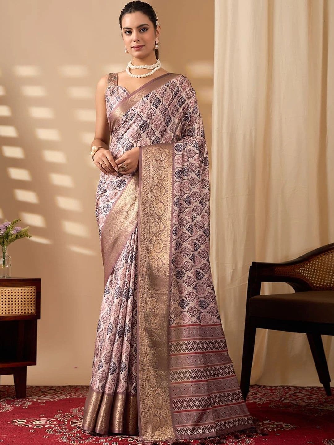 LeeliPeeri Designer Paisley Zari Silk Blend Designer Saree - view 1