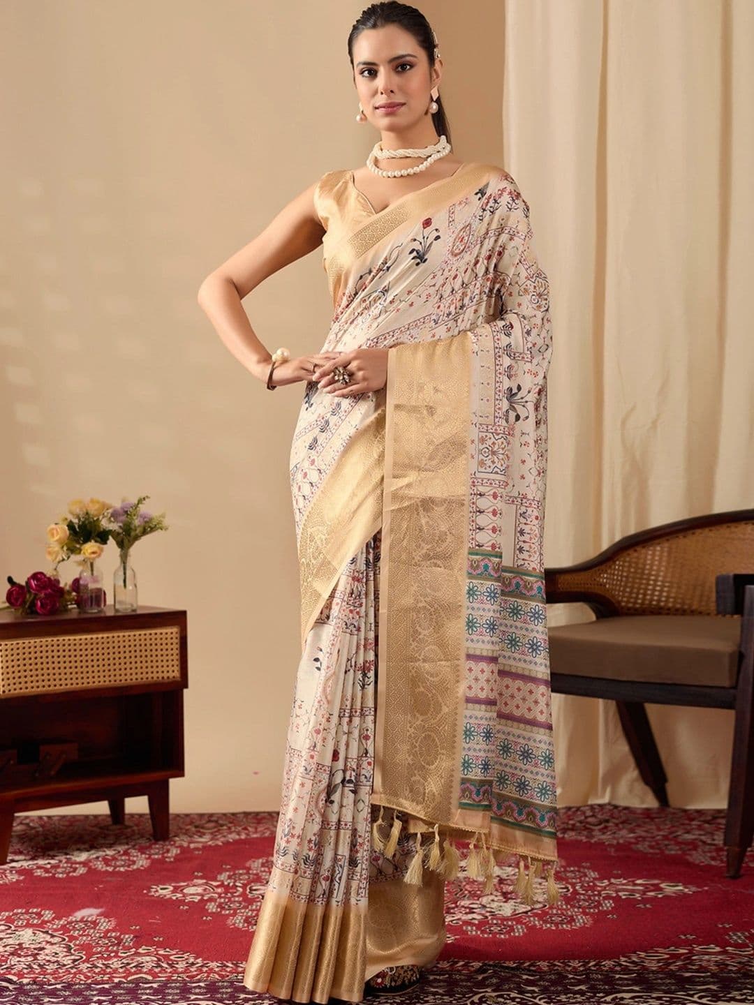 LeeliPeeri Designer Floral Zari Silk Blend Designer Saree - view 1