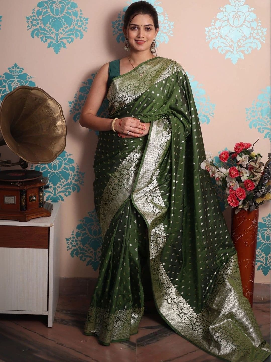 Dhaaga Ghar Woven Design Zari Art Silk Banarasi Saree - view 1