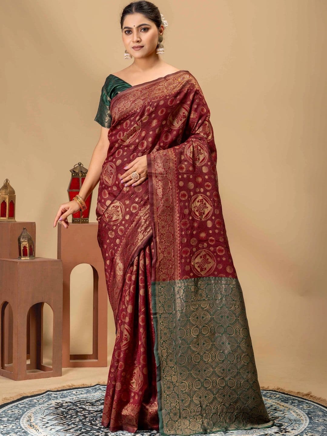 UMANTA Ethnic Motifs Zari Silk Blend Banarasi Saree - view 1