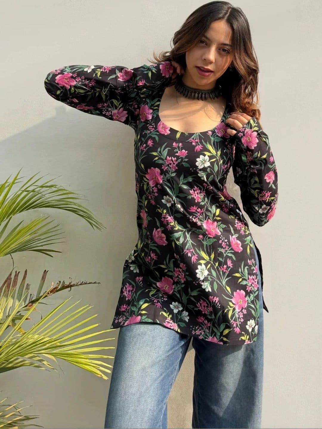 Sangria Women Floral Printed Floral Kurta - view 1