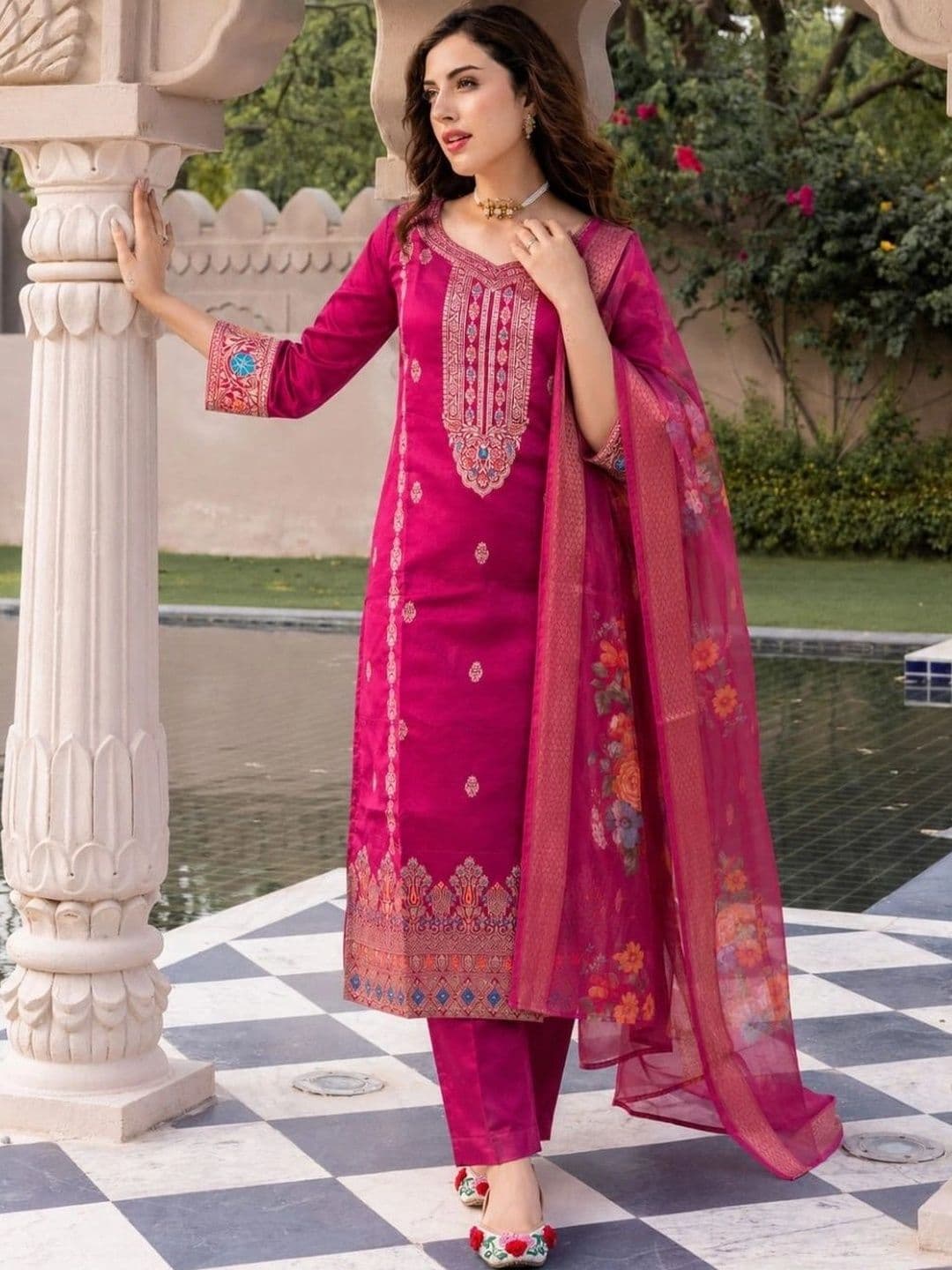 ALAKHI STUDIO Women Ethnic Motifs Embroidered Regular Thread Work Kurta with Trousers & With Dupatta - view 1