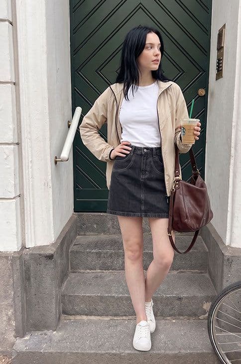 Suo Women Mini Straight Skirt - view 1