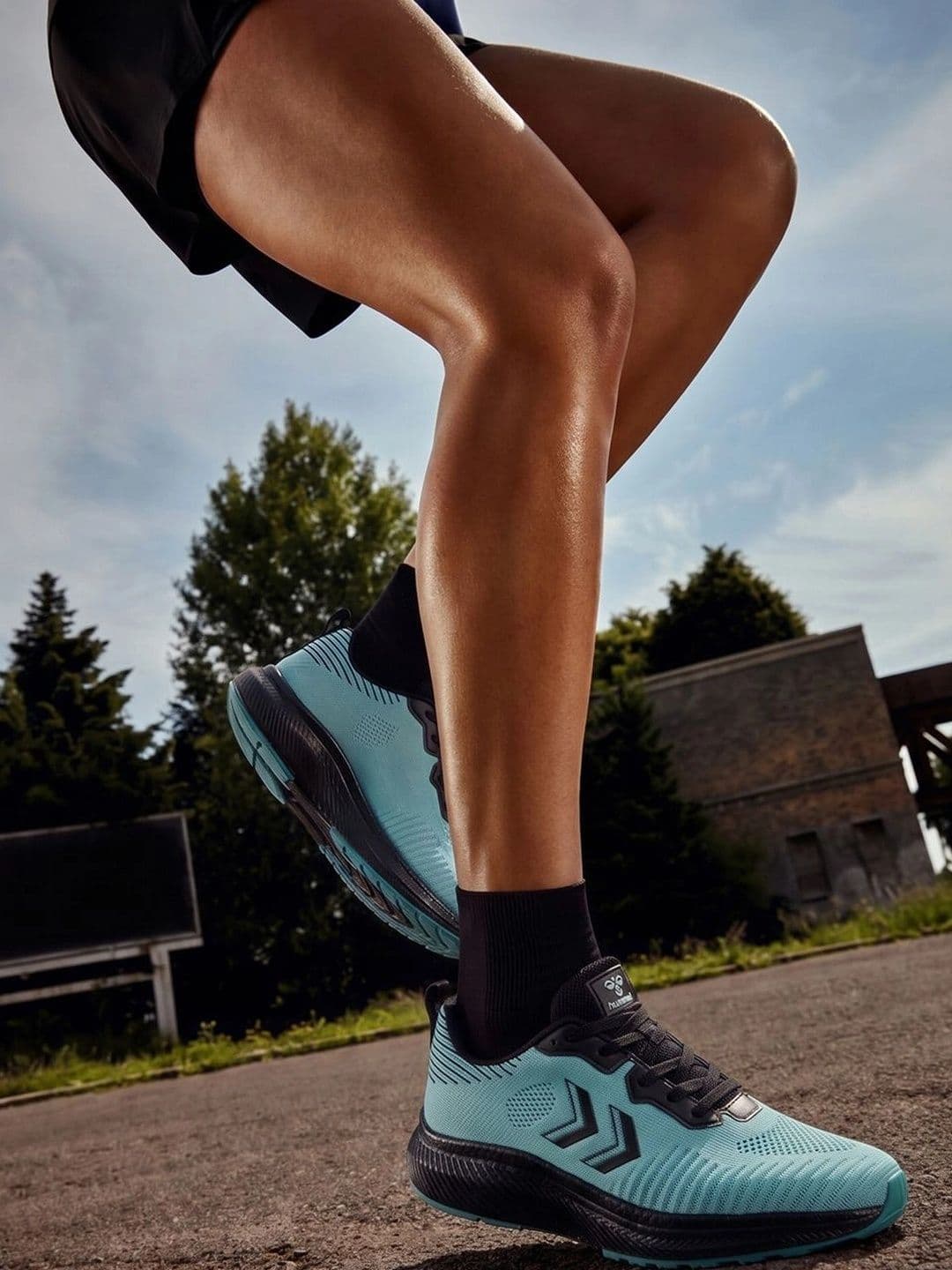 hummel Novare Men Gym & Training Sports Shoes - view 1