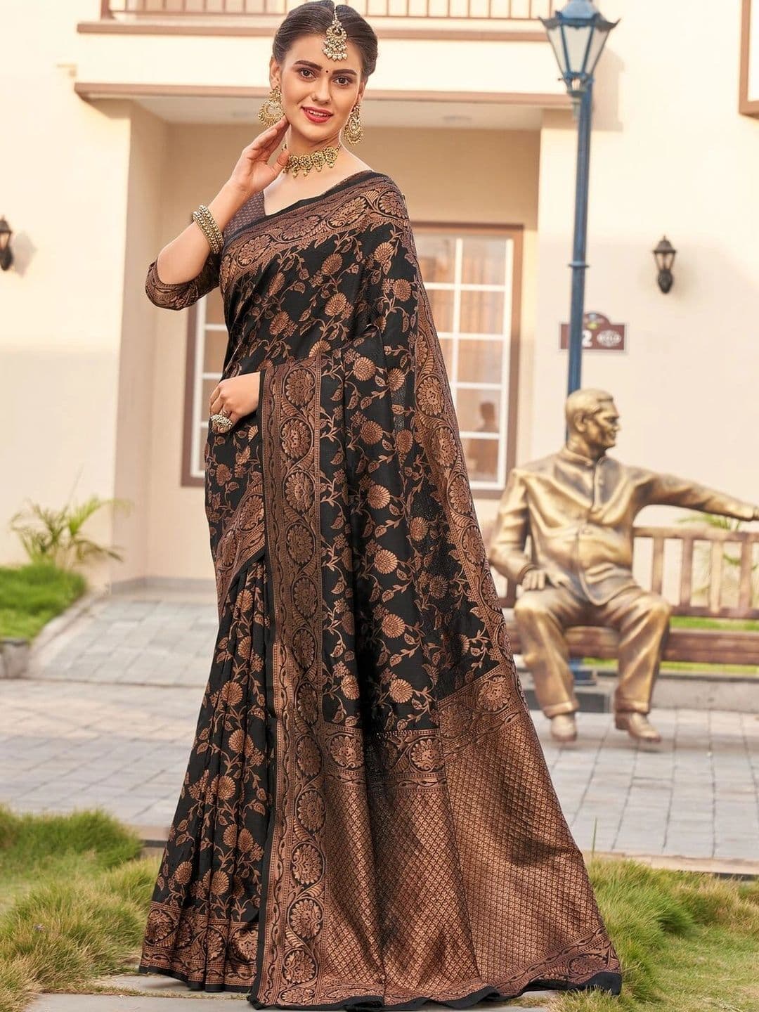 VS MALL Ethnic Motifs Zari Banarasi Saree - view 1