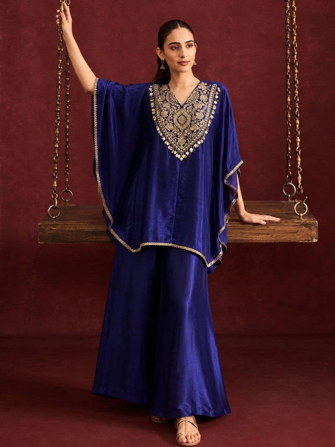 Colors of Earth Colors of Earth Women Ethnic Motifs Embroidered Regular Mirror Work Pure Silk Kurta with Palazzos - view 1