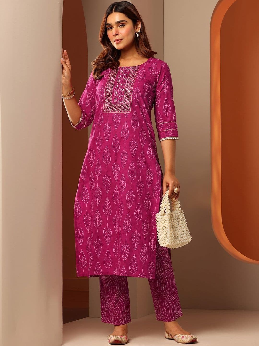 Libas Women Ethnic Motifs Printed Regular Kurta with Trousers - view 1