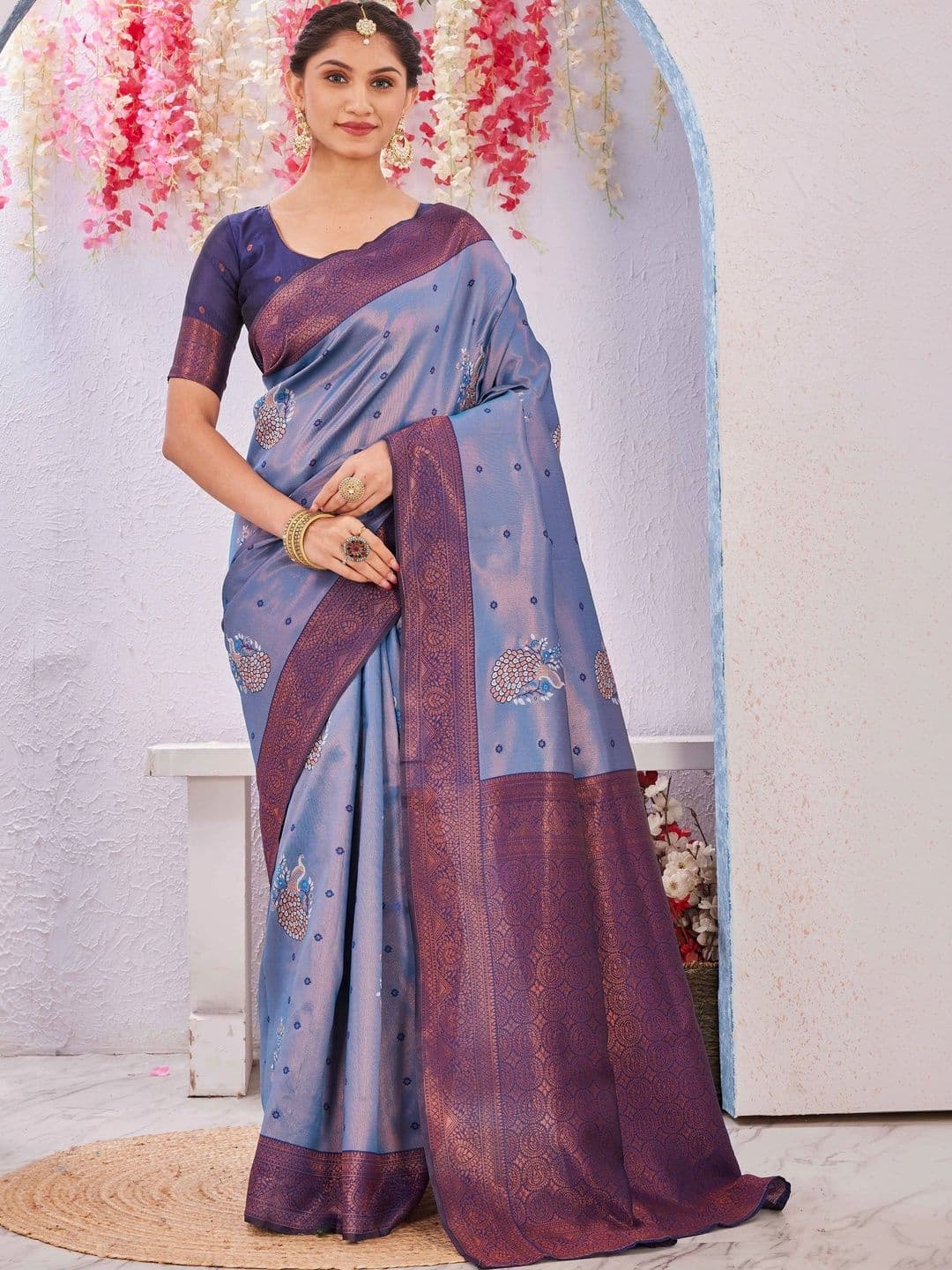 HERE&NOW Zari Art Silk Banarasi Saree - view 1