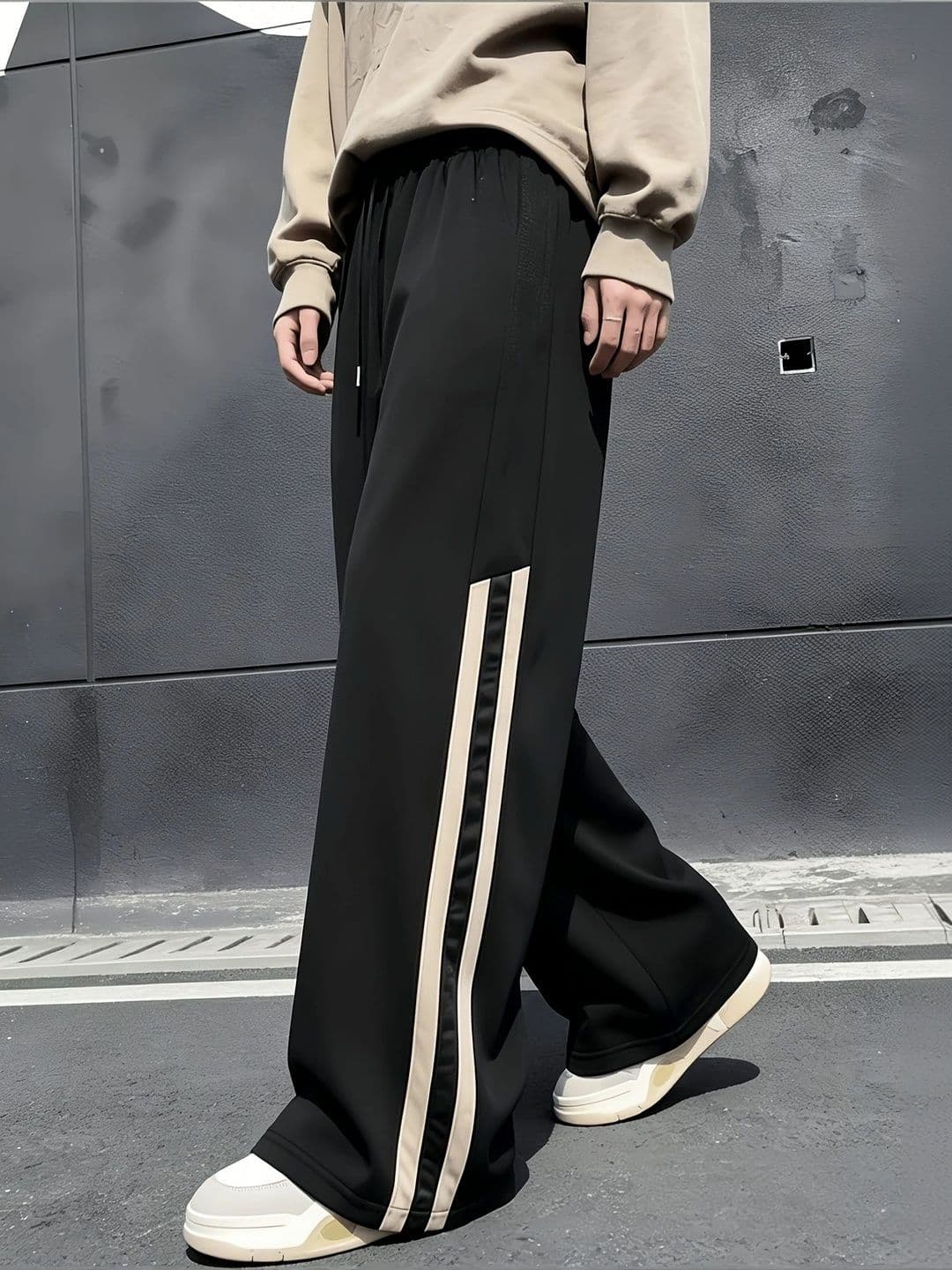 The Modern Soul Men Cotton Baggy Training Track Pants - view 1