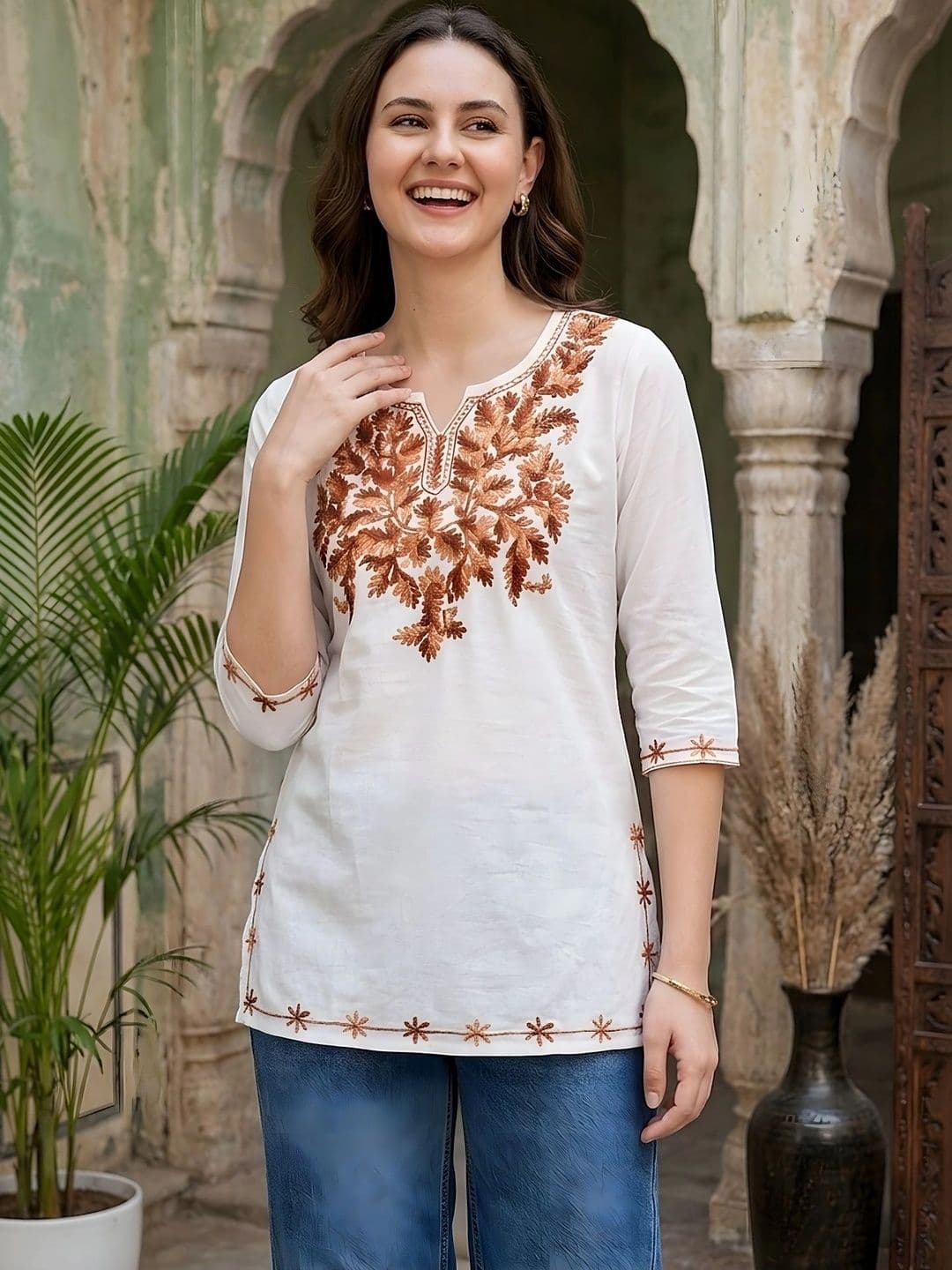 Sangria Women Cotton Embroidered Thread Work Kurta - view 1
