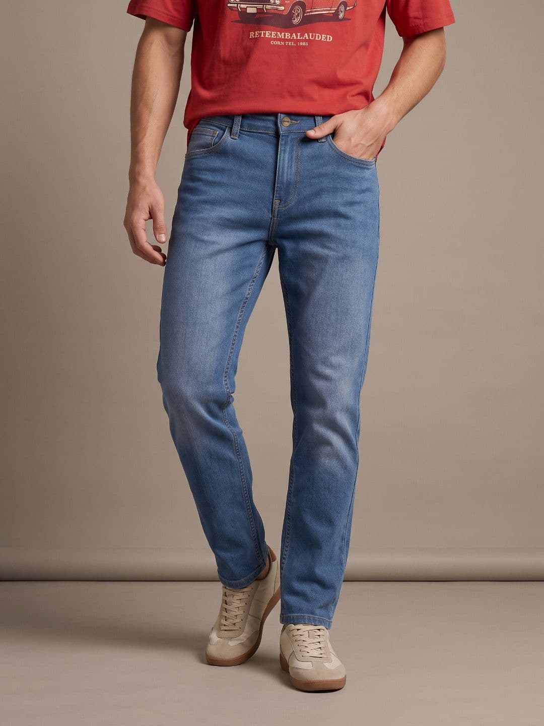 glitchez Men Straight Fit Mid-Rise Light Fade Stretchable Jeans - view 1