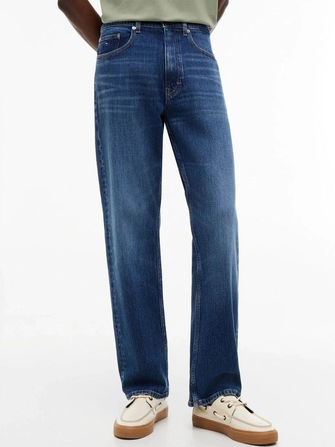 Tommy Hilfiger Men Straight Fit Mid-Rise Light Fade Stretchable Jeans - view 1