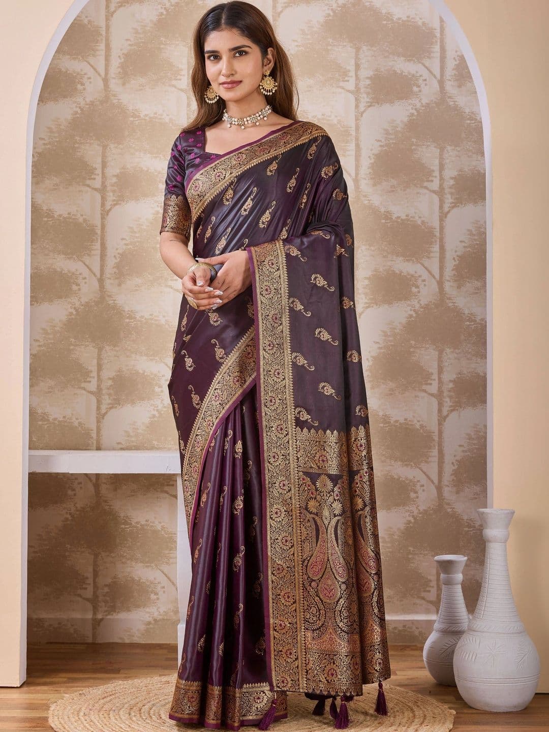 Maharanga Woven Design Zari Satin Heavy Work Banarasi Saree - view 1