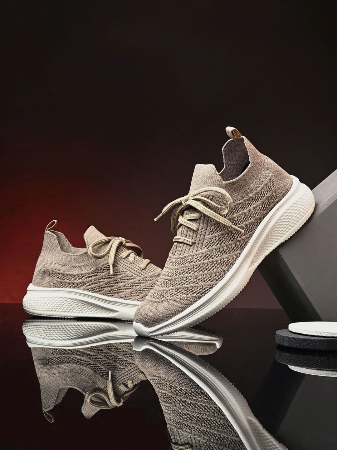 HRX by Hrithik Roshan Men Lightweight Knitted Lace-Up Casual Sneakers Cushioned EVA Sole - view 1