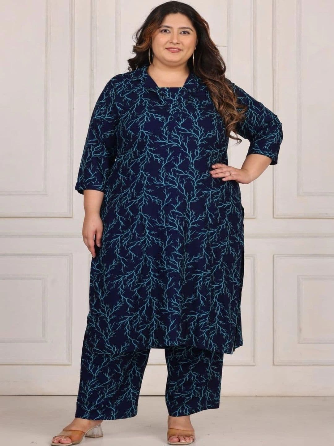 Sandhya's Plus Women Floral Printed Regular Kurti with Salwar - view 1