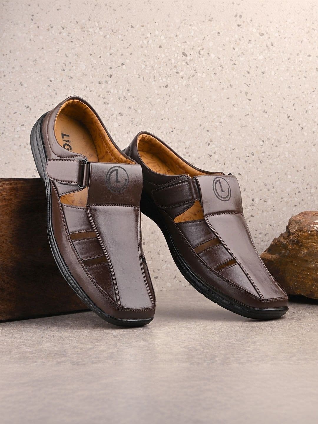 LIGERONATION Men Leather Shoe-Style Sandals - view 1