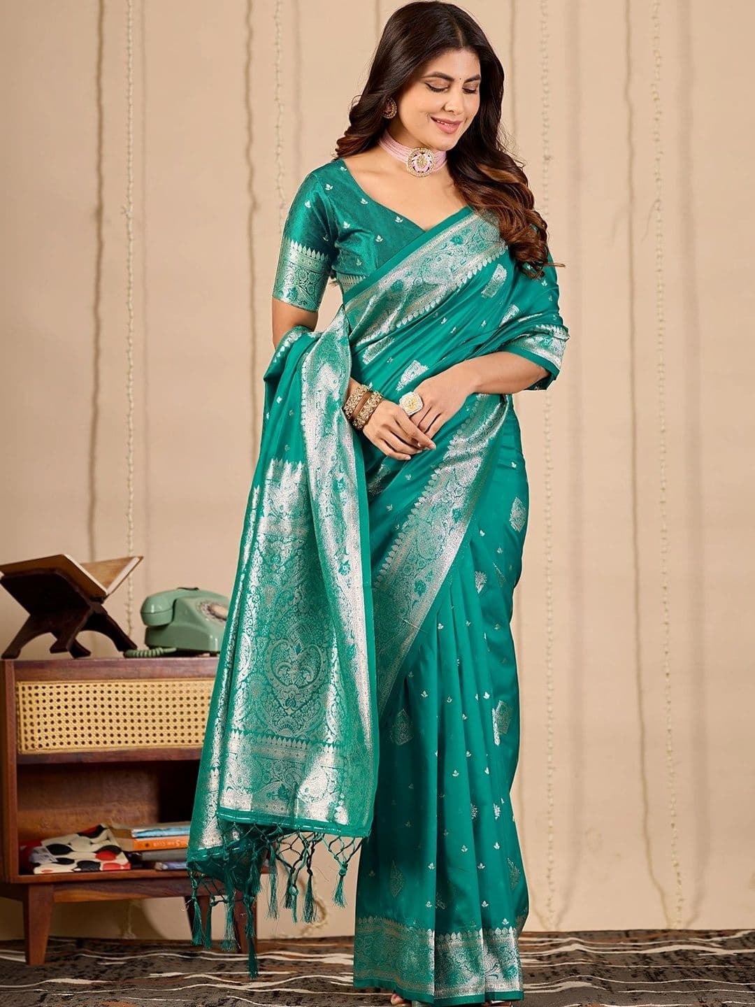 FABRINO Woven Design Zari Banarasi Saree - view 1