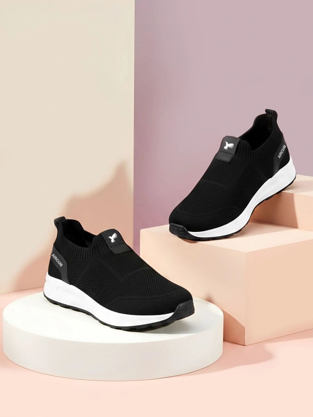 Aircum Men Mesh Running Non-Marking Shoes - view 1