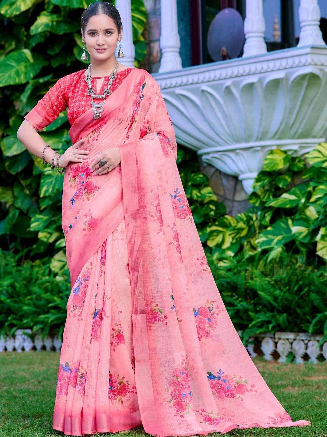 MANVAA Women Floral Printed Saree - view 1