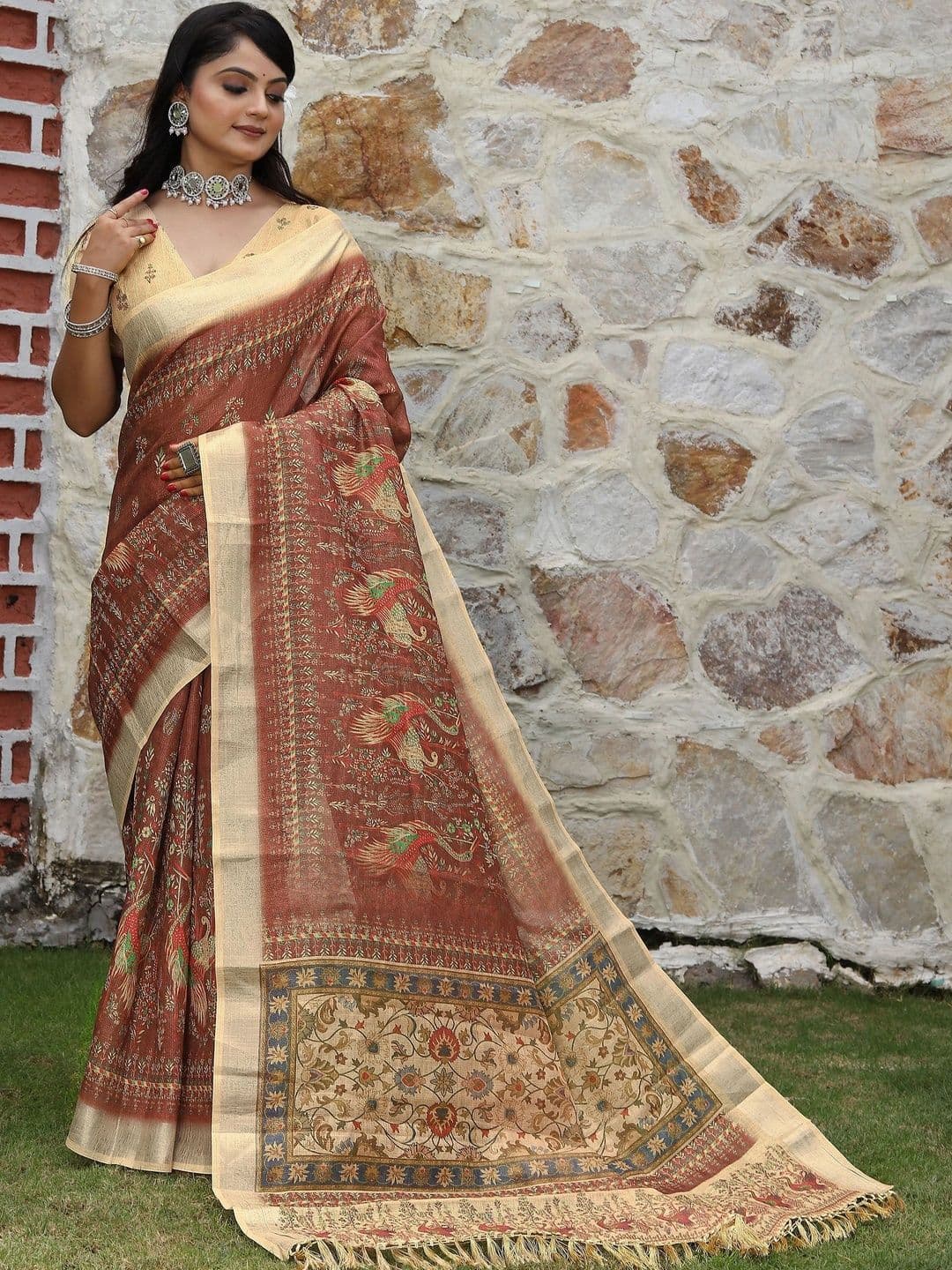 Maroosh Floral Silk Cotton Handloom Saree - view 1
