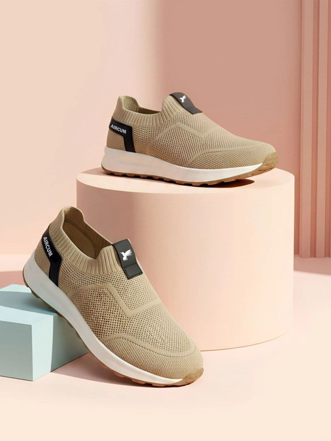 Aircum Men Mesh Walking Shoes - view 1