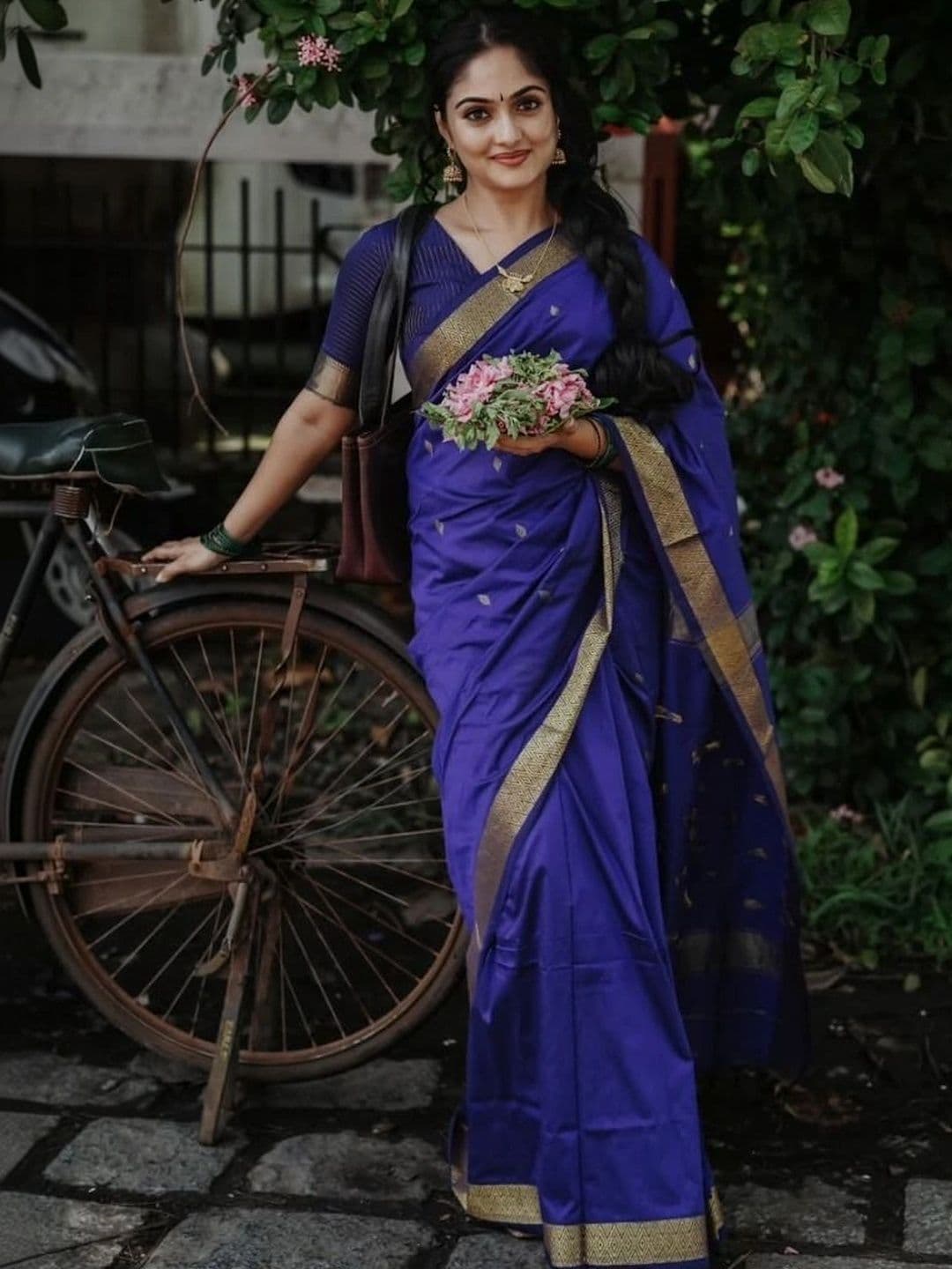 Mitera Woven Design Zari Banarasi Saree - view 1