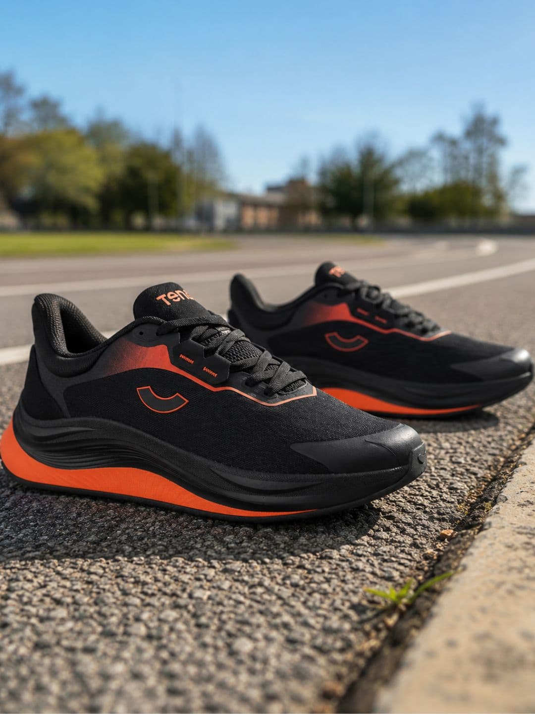 Ten x You Unisex Aeonic Recovery Running Shoes with Cushioned Arch Support - view 1