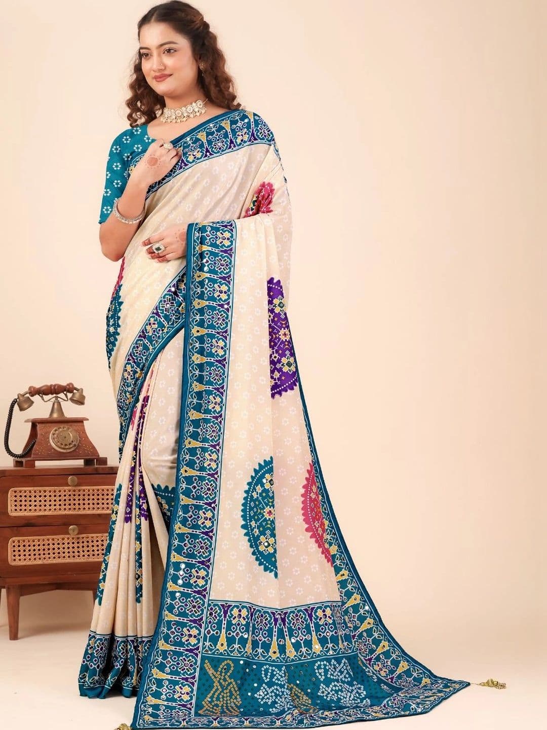 LAVYANSH CREATION Ajrak Block Mirror Work Silk Blend Patola Saree - view 1