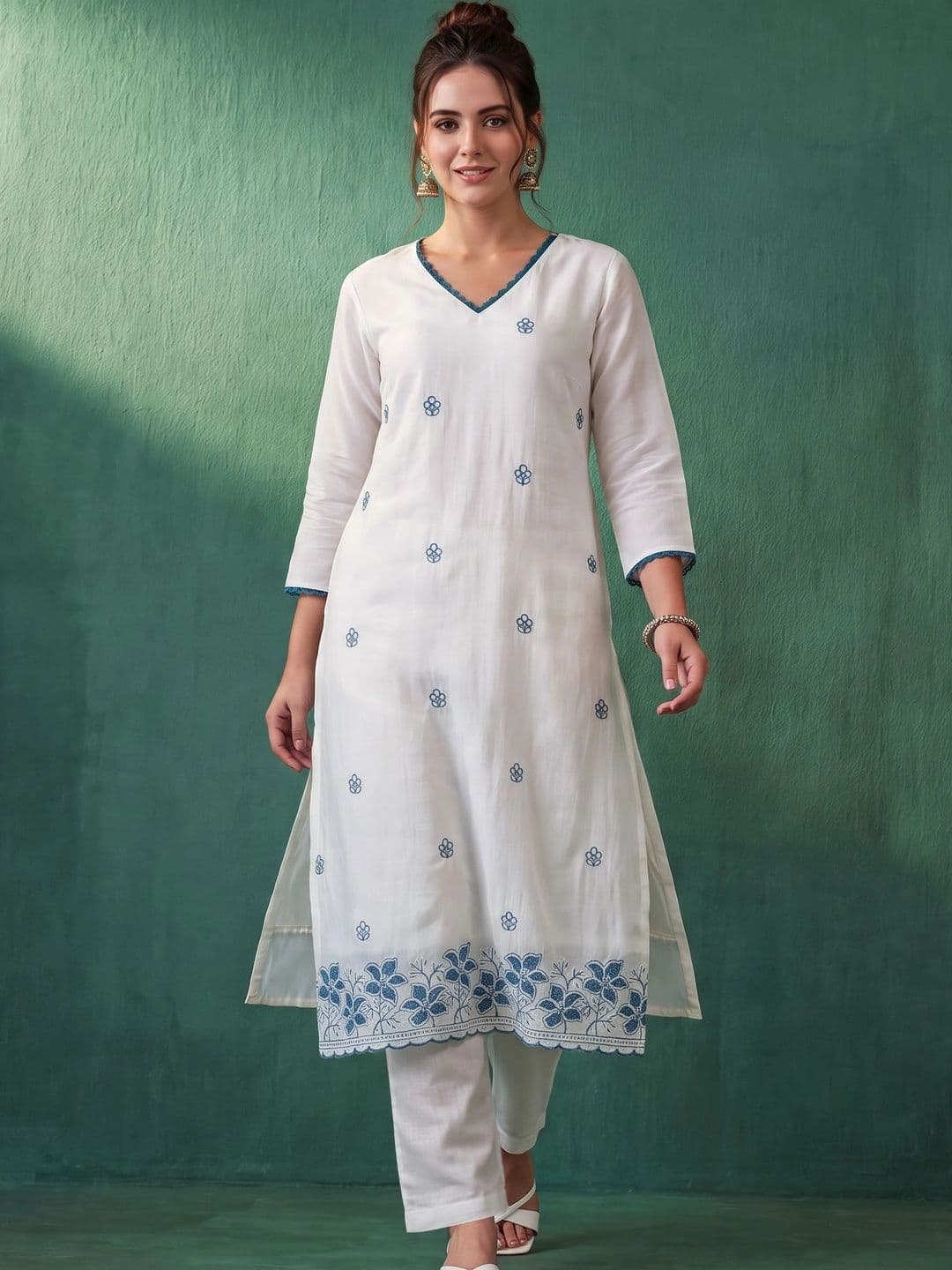 AVANSHEE Women Ethnic Motifs Embroidered Regular Thread Work Kurta with Trousers - view 1