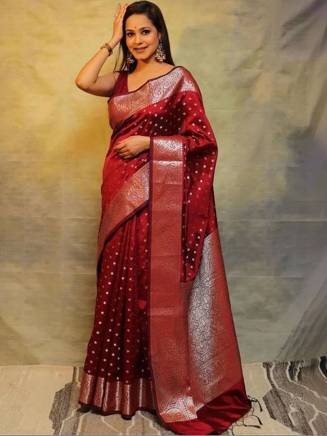 KALINI Woven Design Zari Silk Blend Heavy Work Kanjeevaram Saree - view 1