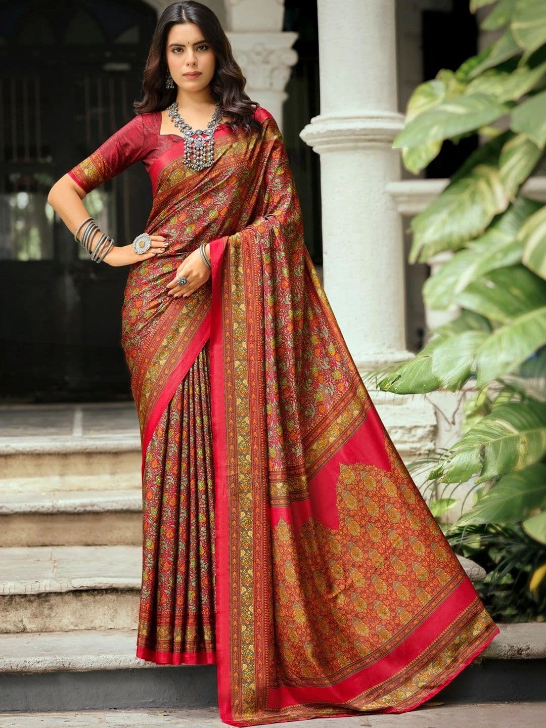 Vipul Paisley Pure Crepe Designer Saree - view 1
