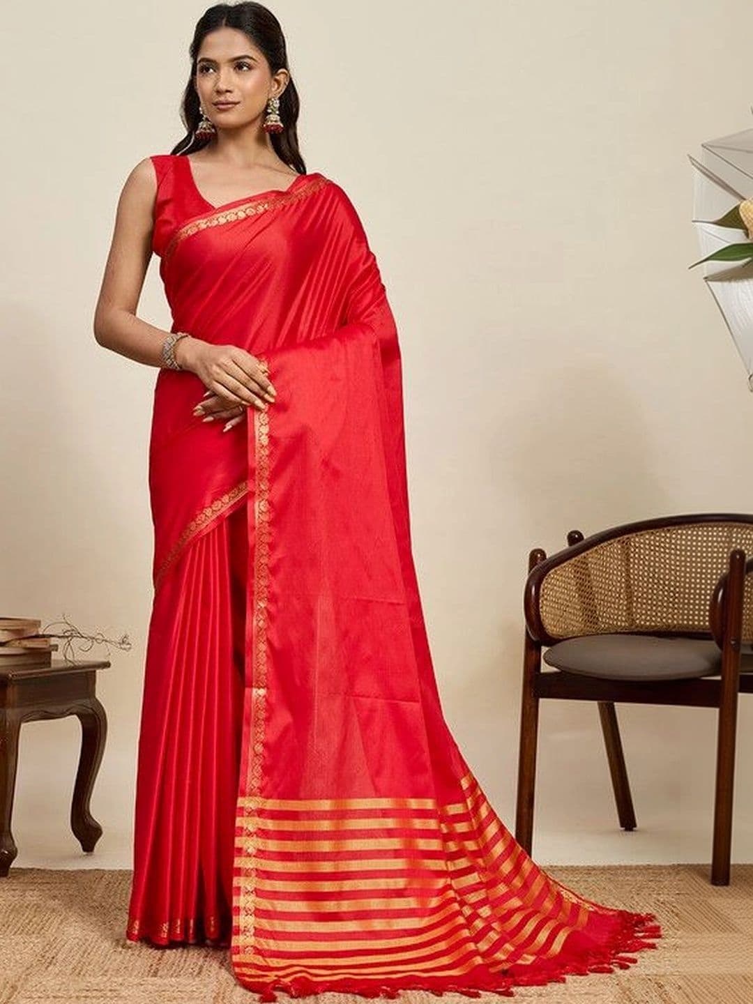 plothah Striped Zari Silk Blend Banarasi Saree - view 1