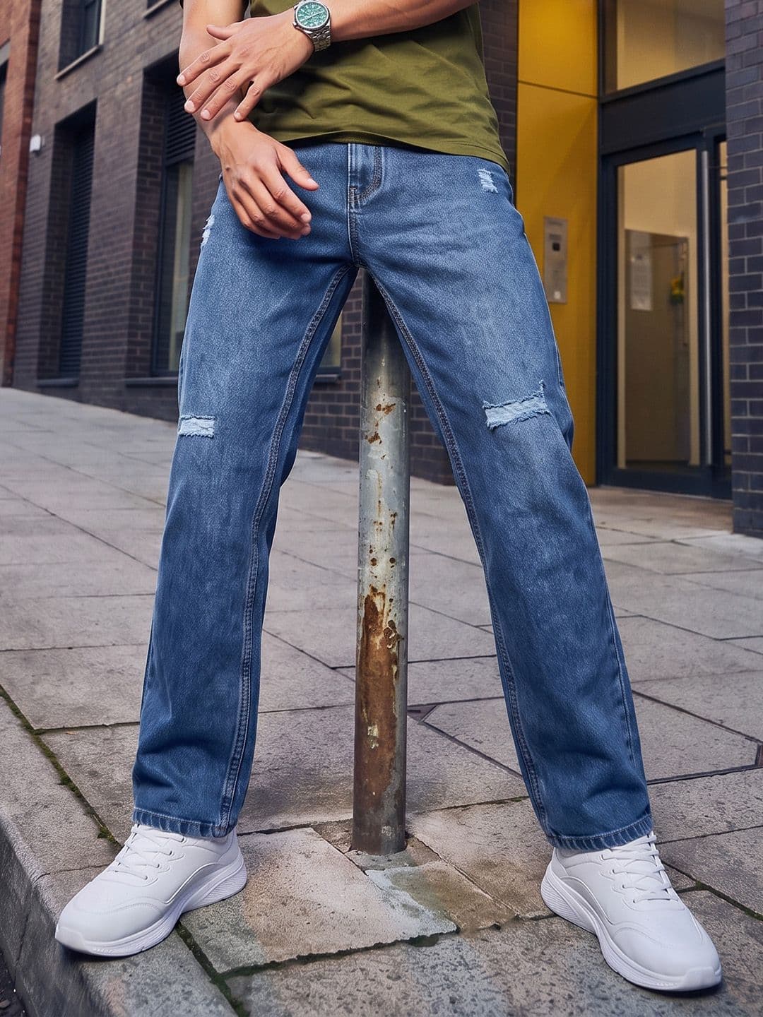 The Roadster Life Co. Men Mildly Distressed Light Fade Stretchable Baggy Jeans - view 1