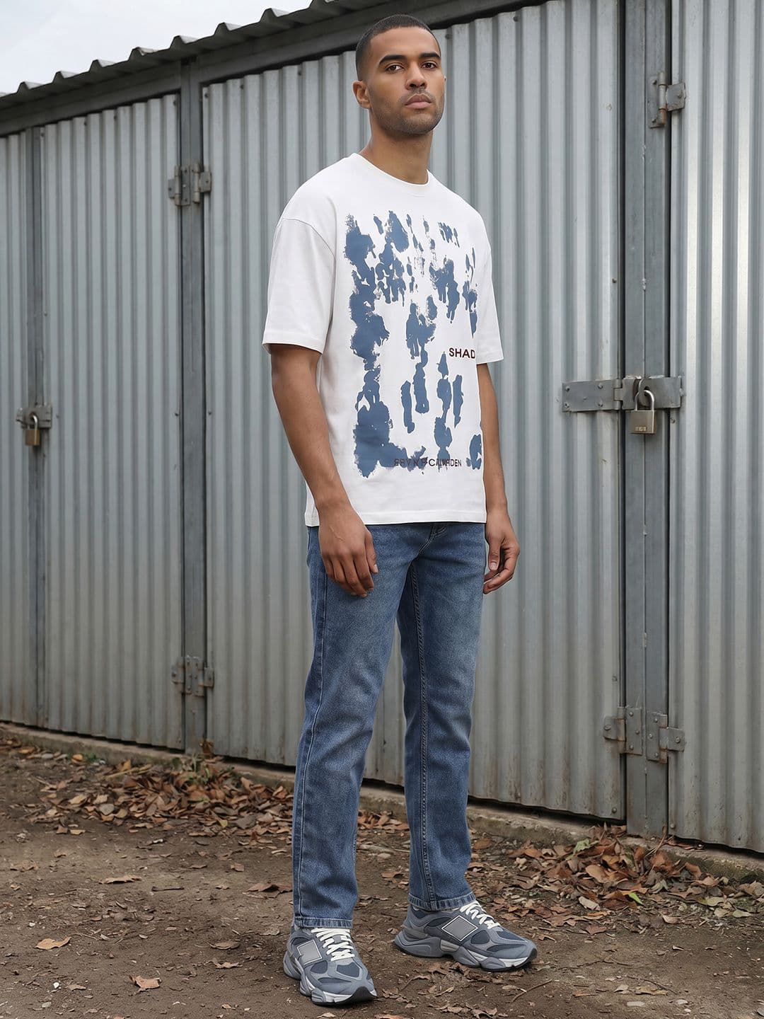 The Roadster Life Co. Men Heavy Fade Jeans - view 1