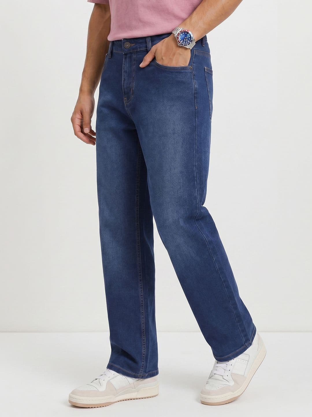 Roadster Men Mid-Rise Light Fade Stretchable Jeans - view 1