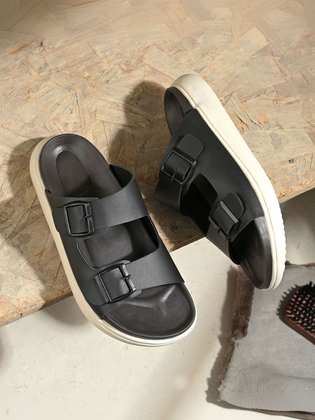 Mast & Harbour Men Comfort Sandals - view 1
